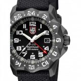 Luminox XA.6421 Nighthawk 6400 Serie 44mm 200M